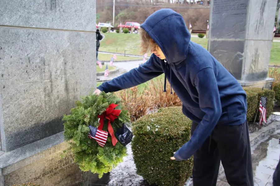 Placing Wreath